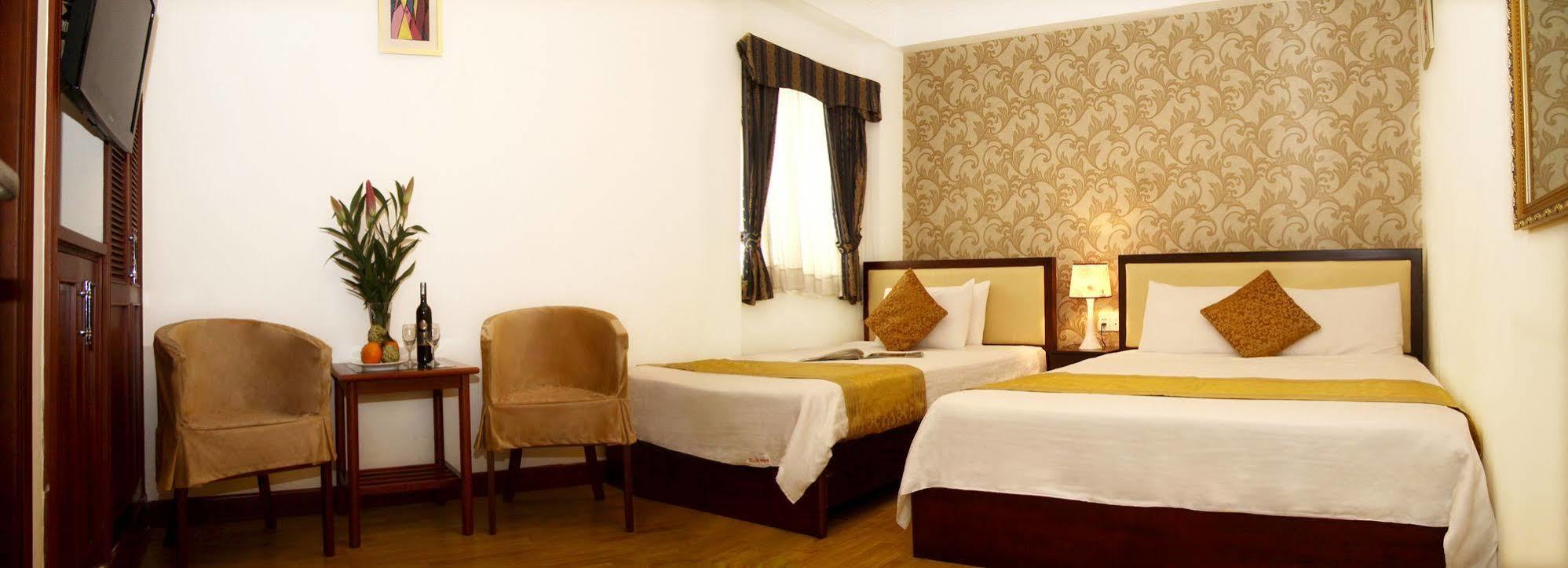 Hotel Em&em 3*